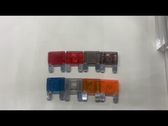 32 वीडीसी ऑटोमोटिव अनुप्रयोगों और सुरक्षा के लिए 60 ए ऑटो-ब्लेड फ्यूज