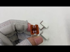 ऑटोमोटिव ब्लेड फ़्यूज़