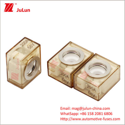 सुरक्षा वोल्टेज के साथ जलरोधक इलेक्ट्रिक वाहन फ्यूज