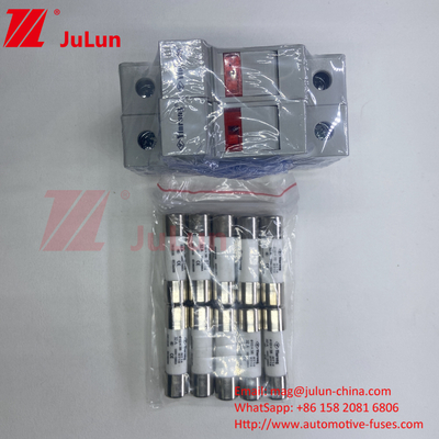 10x38mm 32A सिल्वर एलिमेंट सोलर फ्यूज फॉर फोटोवोल्टिक RT18-32X 10*38mm सिलिंड्रिकल फ्यूज होल्डर के साथ 32A 690V कम