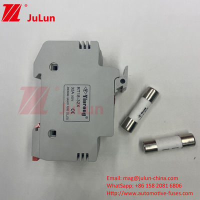 30kA तोड़ने की क्षमता सौर पीवी फ्यूज / दीन रेल सौर फ्यूज धारक मॉड्यूल सुरक्षा के लिए