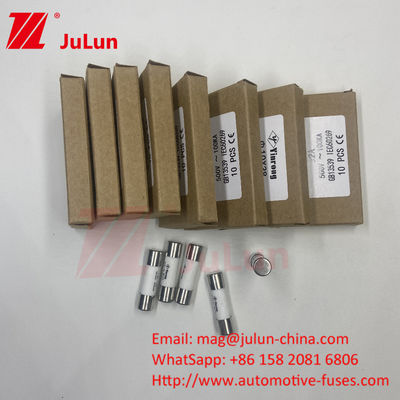 4A AC220V AC380V AC500V AC690V AC800V 1000V सौर पीवी फ्यूज 10 x 38mm 1000VDC पीवी स्ट्रिंग फ्यूज UL TUV CE RoHS