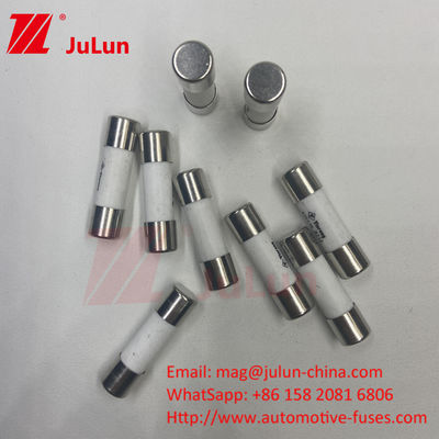 5A AC380V AC800VAC सिरेमिक Din रेल सौर फ्यूज धारक उच्च वोल्टेज सौर फ्यूज