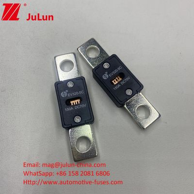 51 मिमी छेद दूरी EV320-5X 125A 70VDC जीबी/टी31465.5-2015 प्रमाणन और 70VDC रेटेड वोल्टेज के साथ सिरेमिक ऑटोमोटिव फ्यूज