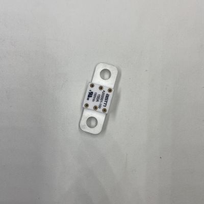 ऑटोमोटिव फ्यूज 200A 150VDC 20KA ब्रेक कैपेसिटी 150VDC के लिए अंतिम समाधान