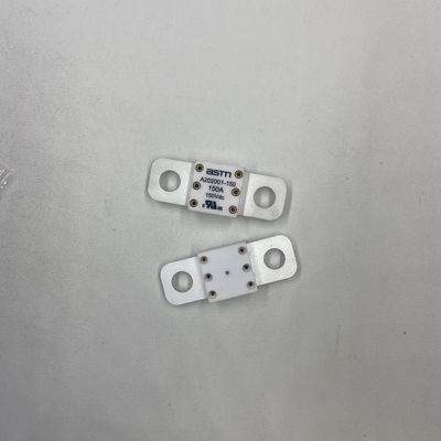 स्क्रू बोल्ट माउंटिंग 250A 150VDC 20KA विधि ऑटोमोबाइल के लिए सिरेमिक कार फ्यूज