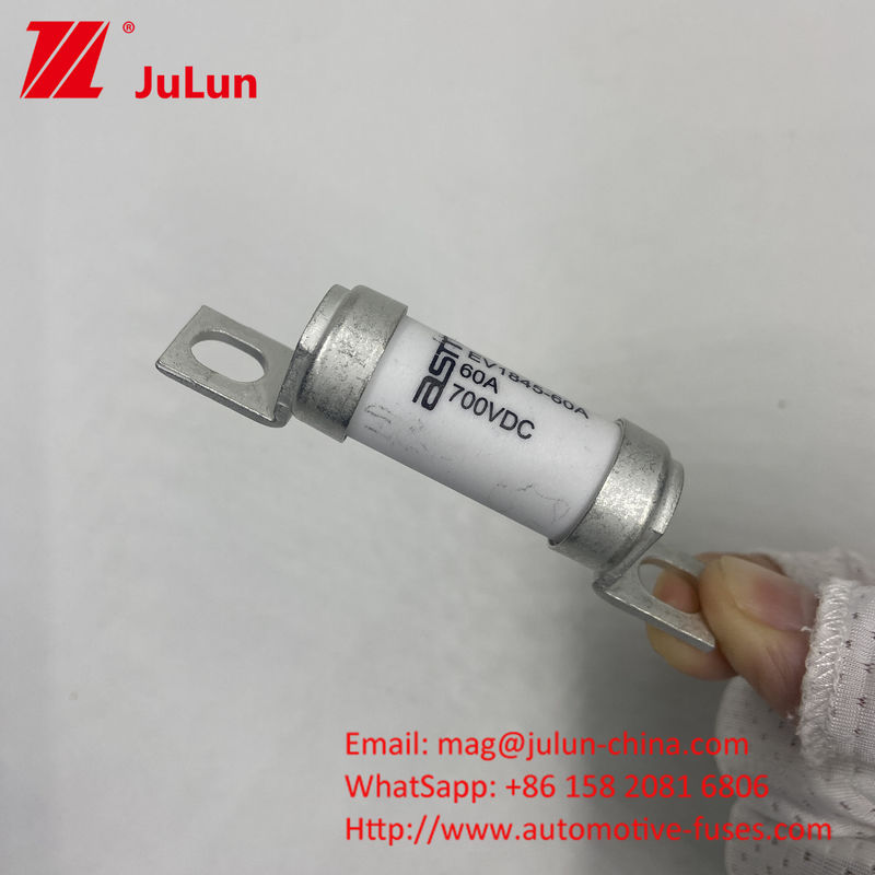 इलेक्ट्रिक वाहन फ्यूज EV1845 15A 700VDC ASMT 80A-150A करंट के लिए पेंच टर्मिनलों के साथ