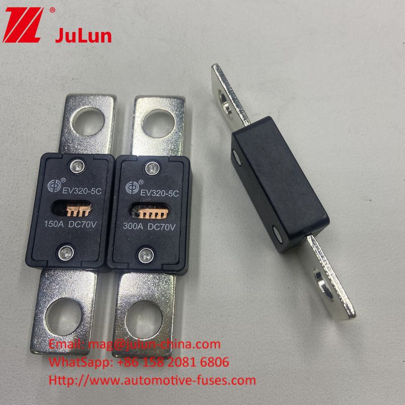 EV320-5C 500A 70VDC SINOFUSE GB/T31465.5-2015 प्रमाणित पोर्टेबल EV चार्जर फ्यूज EV HEV सुरक्षा के लिए DC फ्यूज के साथ