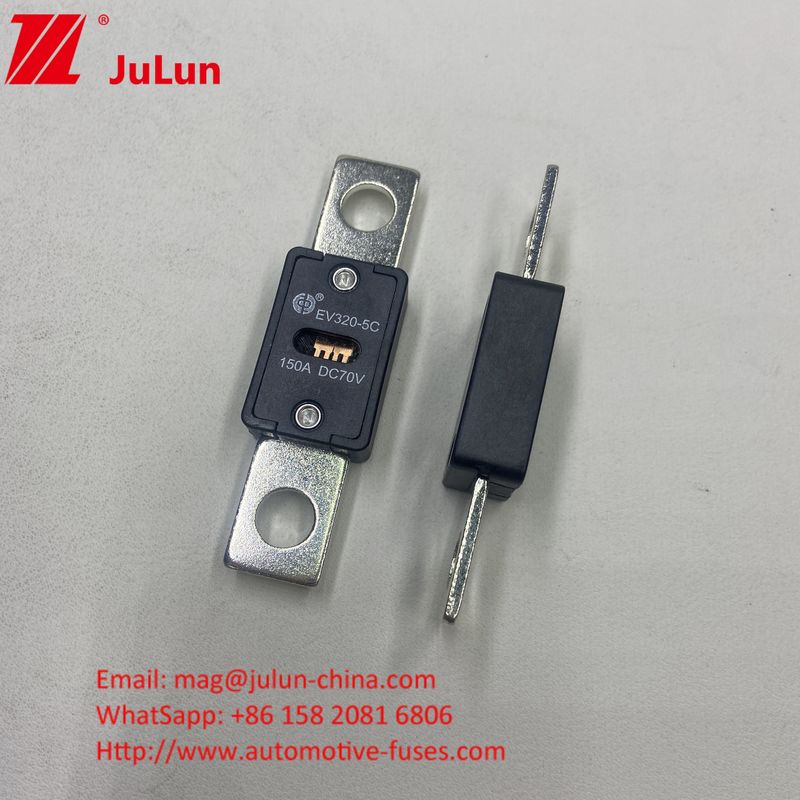 51 मिमी छेद दूरी EV320-5X 125A 70VDC जीबी/टी31465.5-2015 प्रमाणन और 70VDC रेटेड वोल्टेज के साथ सिरेमिक ऑटोमोटिव फ्यूज