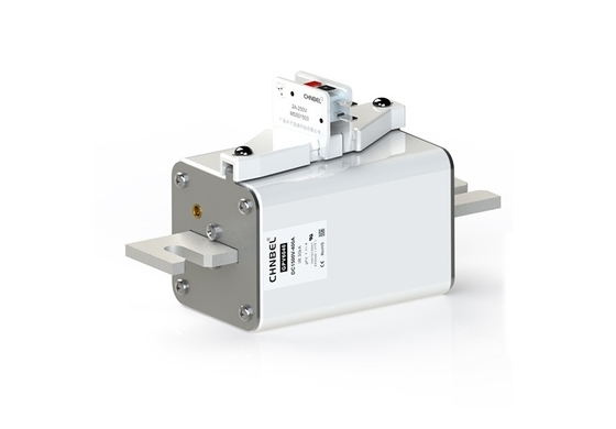 GPV603 630A 1500VDC Pv स्ट्रिंग फ़्यूज़ बोल्ट प्रकार फोटोवोल्टिक कम आर्क वोल्टेज