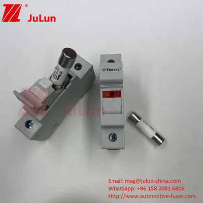 सौर फोटोवोल्टिक इन्वर्टर के लिए सौर पीवी फ्यूज PV-32X 1000V 32A फास्ट एक्टिंग फ्यूज सर्किट संरक्षण डीसी फ्यूज सौर आदमी