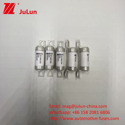 EV1845 25A 700VDC EV HEV वोल्टेज 700VDC मध्यम बोल्ट फ्यूज टर्मिनल