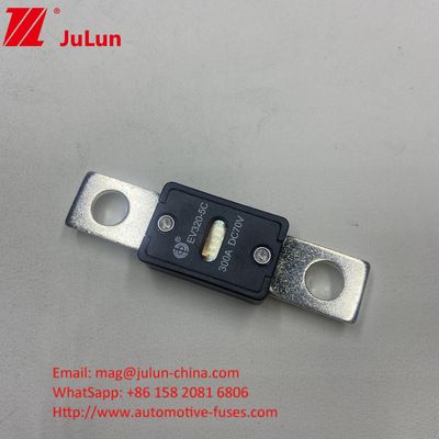EV320-5C 150A 70VDC SINOFUSE ऑटोमोटिव फ्यूज अनुशंसित तंग टॉर्क 11-13N·m टिकाऊ विद्युत विशेषताओं के साथ M8 स्थापना के लिए