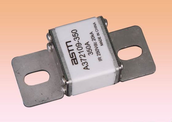 EV / HEV . के लिए IEC 200VDC सिरेमिक स्टड माउंट फ्यूज